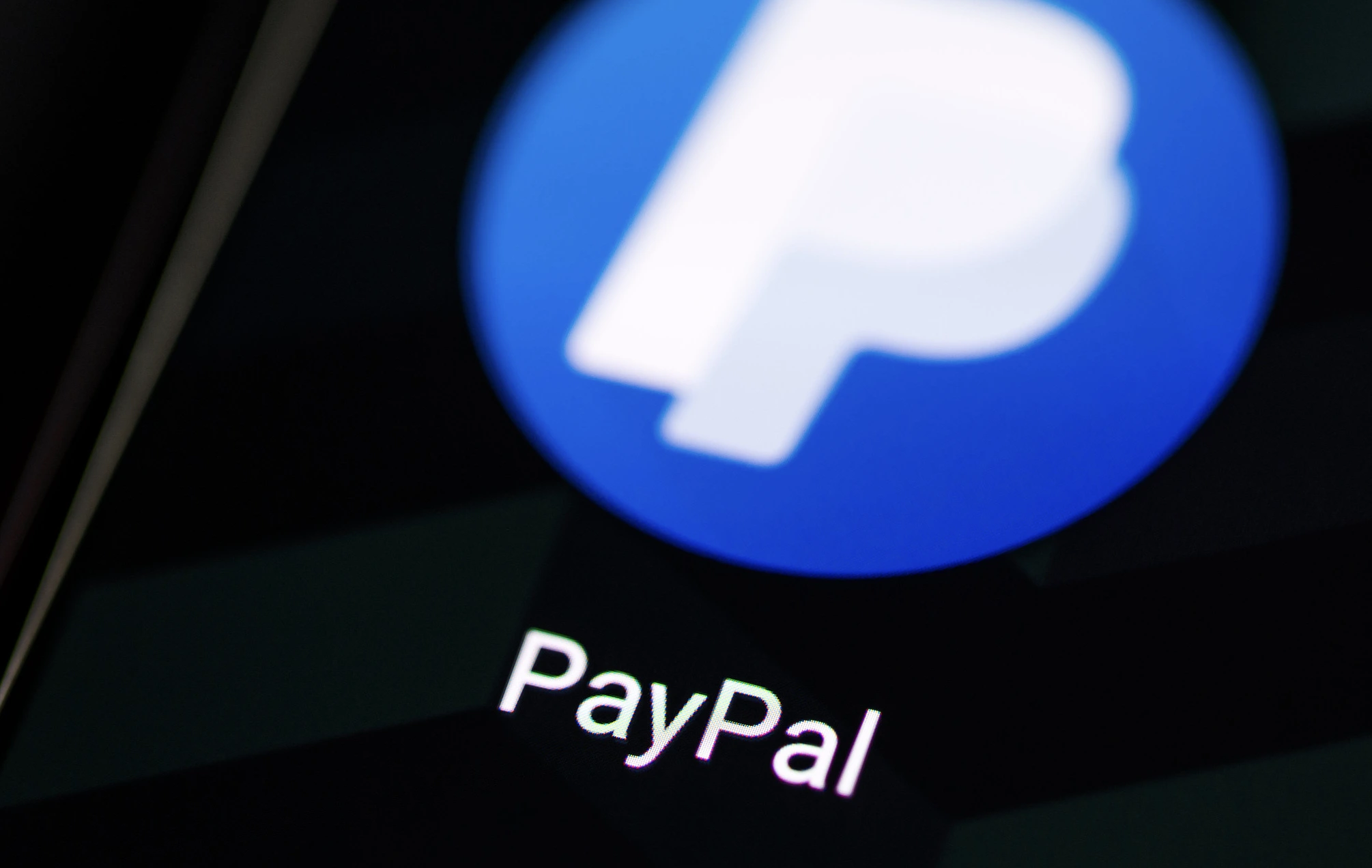 Hacker Meretas Sistem PayPal untuk Mengirim Email Penipuan yang Meyakinkan