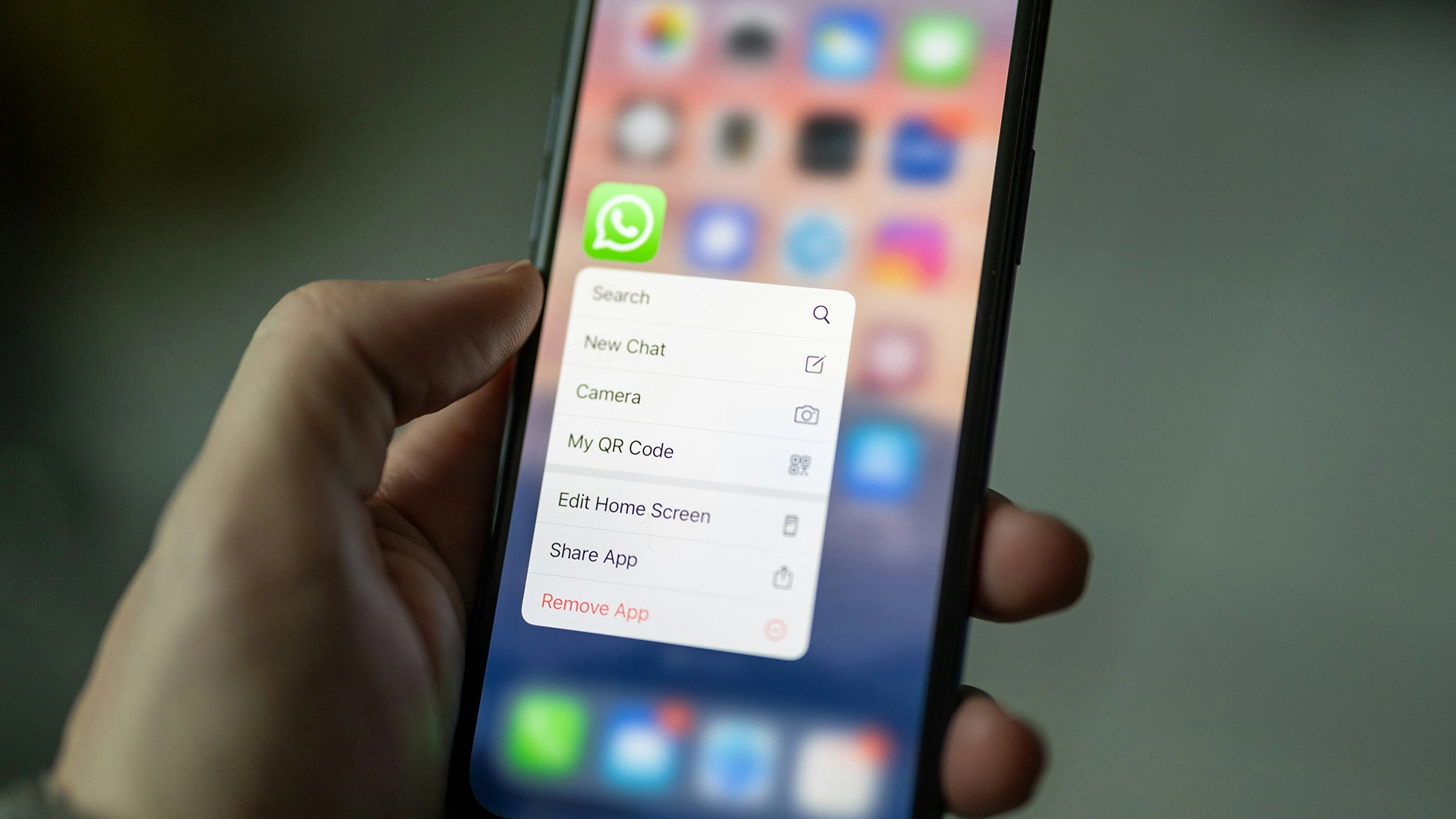 Chatbot Meta Membagikan Nomor Telepon Pribadi Karena Kesalahan